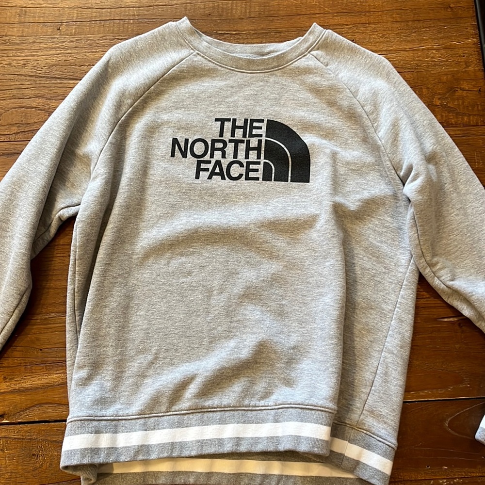 north face sweatshirt